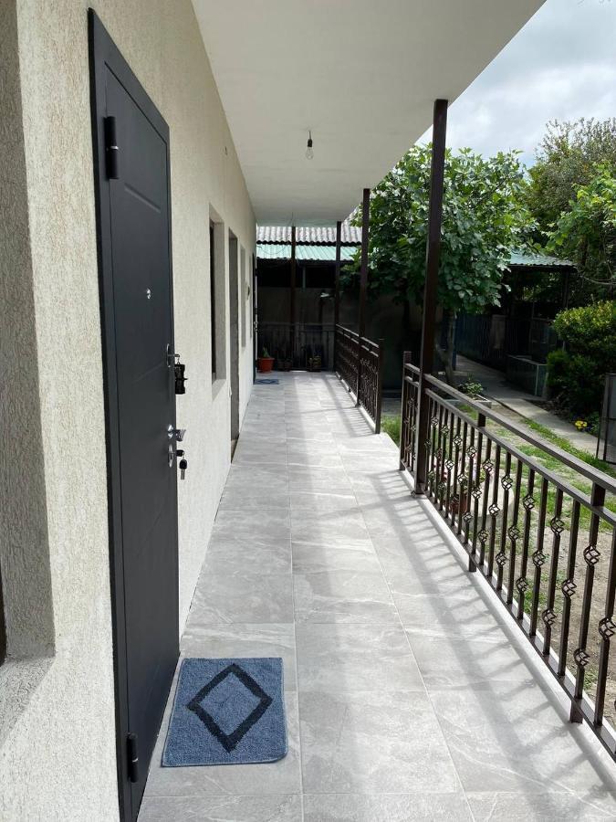 Леон Hotel Gagra Exterior photo