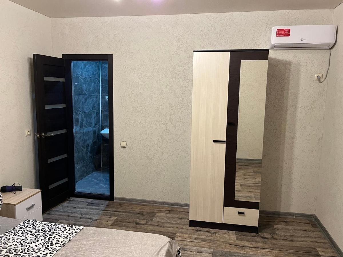 Леон Hotel Gagra Exterior photo